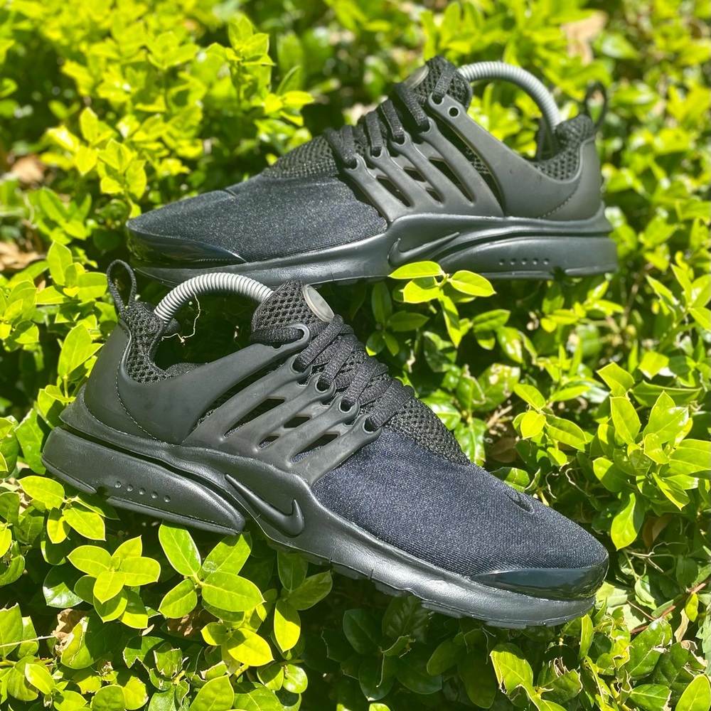 Nike Presto Triple Black Running Shoes - Picture 7 of 10